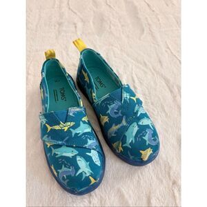 Toms Shoes Kids size 11C Sharks